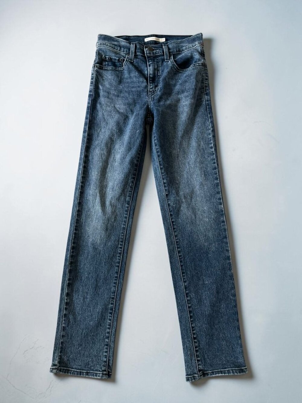 LEVIS 724 High Rise Straight Jeans Size 26